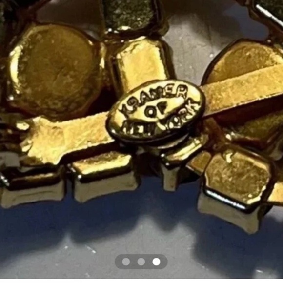 Vintage Kramer Of New York Pink Crystal Brooch Stamped EUC Beautiful - Picture 3 of 3